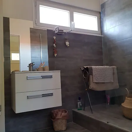 La Roseraie Oda ve Kahvaltı Sentheim