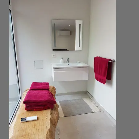 La Roseraie Alojamento de Acomodação e Pequeno-almoço